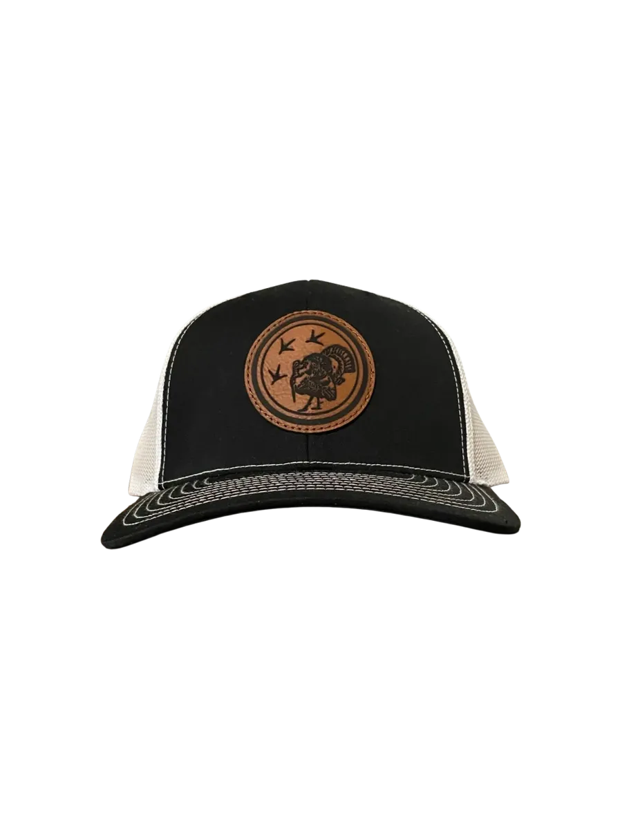 Leather patch Split Black/White Snapback